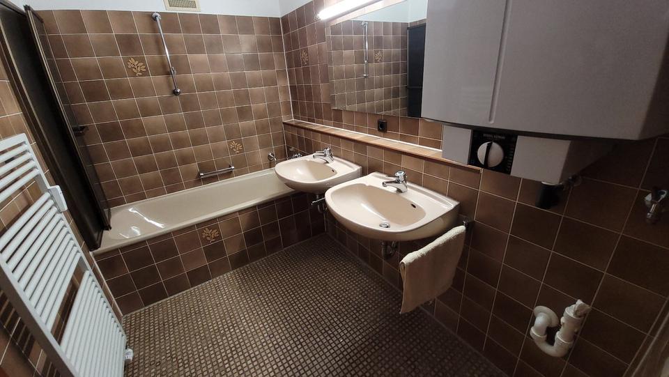 Etagenwohnung Sindelfingen - 3.5 Zimmer, 80 m&sup2;, 379.000&euro; | Angebot:26057048