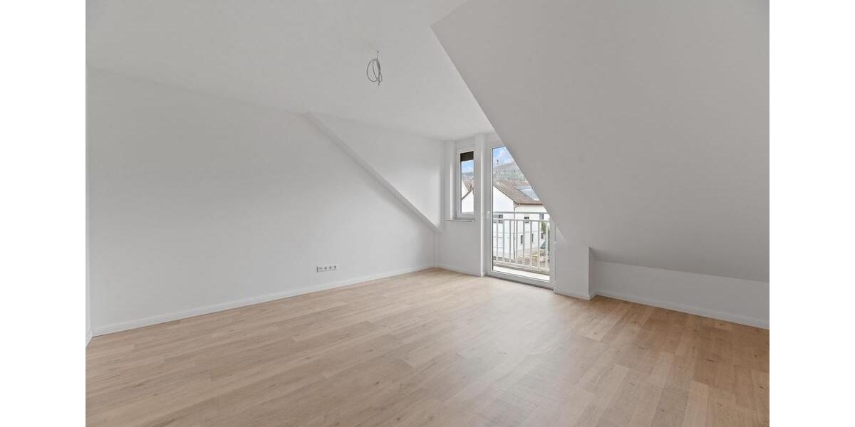 Dachgeschoßwohnung Mössingen - 3 Zimmer, 46 m&sup2;, 950&euro; | Angebot:25721462