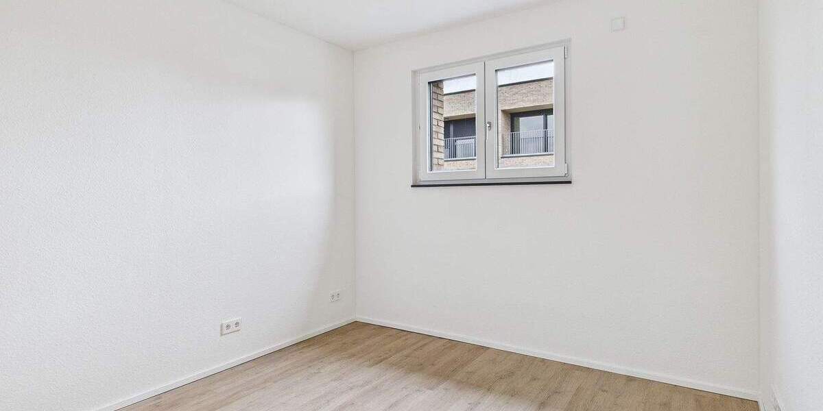 Etagenwohnung Sindelfingen Ost - 3 Zimmer, 80 m&sup2;, 1.500&euro; | Angebot:25732282