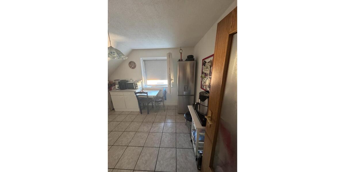 Dachgeschoßwohnung Altbach - 2 Zimmer, 68 m&sup2;, 750&euro; | Angebot:24876922