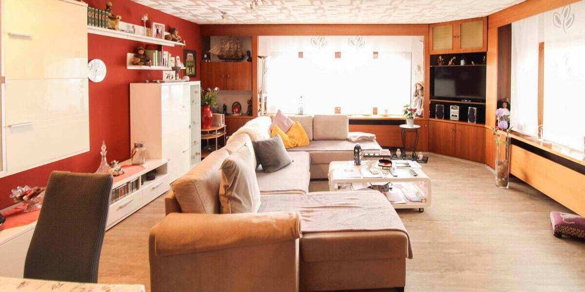 Einfamilienhaus Bad Urach Sirchingen - 4 Zimmer, 104 m&sup2;, 295.000&euro; | Angebot:26037310