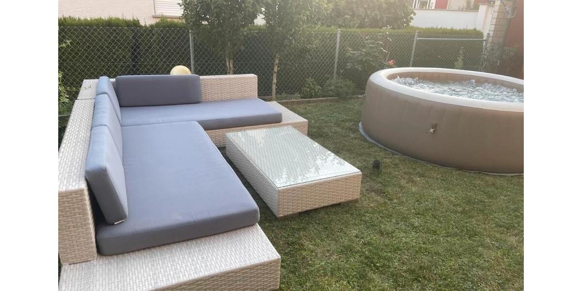 Etagenwohnung Esslingen am Neckar Oberesslingen - 3.5 Zimmer, 82 m&sup2;, 299.000&euro; | Angebot:26042498