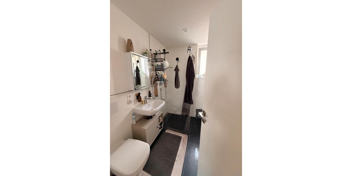 Etagenwohnung Esslingen am Neckar - 3 Zimmer, 69 m&sup2;, 1.340&euro; | Angebot:26039958