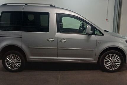 VW Caddy 200.000 km 9.990 &euro; Esslingen am Neckar 73733