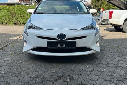 Toyota Prius 71.887 km 17.990 &euro; Hohenstein 72531