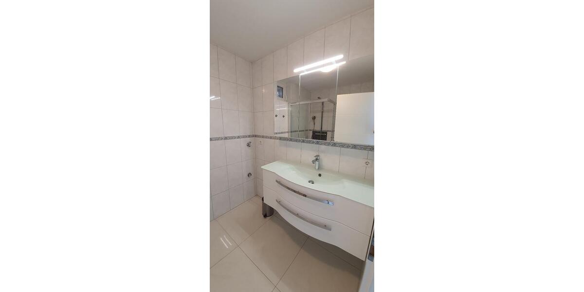 Etagenwohnung Waldenbuch - 3 Zimmer, 78 m&sup2;, 1.420&euro; | Angebot:24841709