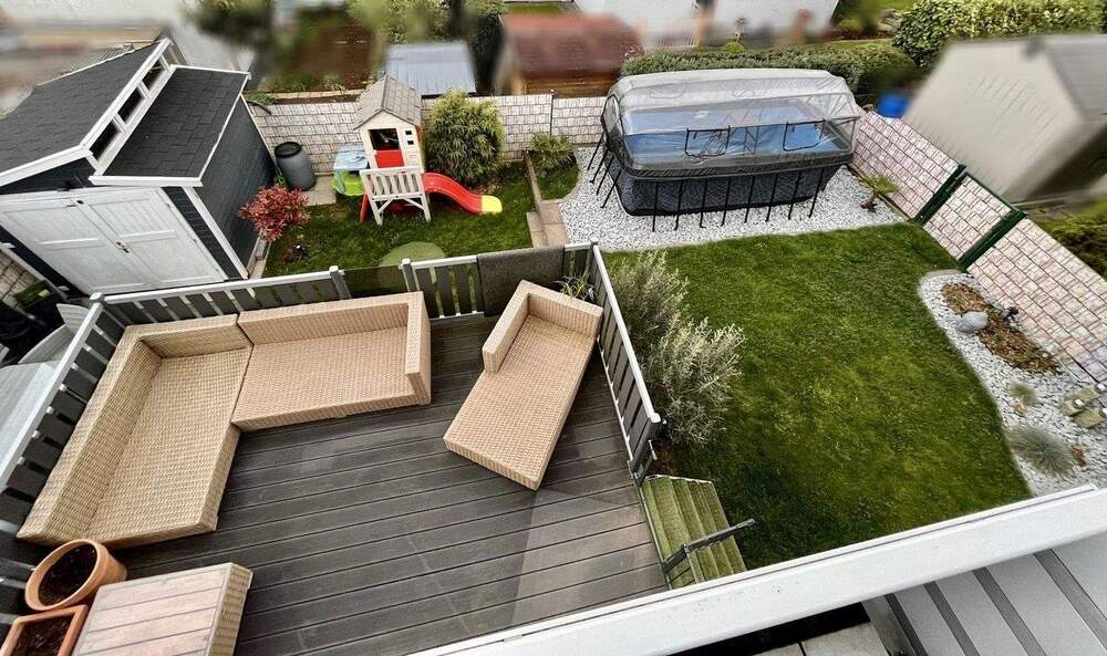 Mehrfamilienhaus, Wohnhaus Plochingen - 8 Zimmer, 176 m&sup2;, 659.000&euro; | Angebot:25706124