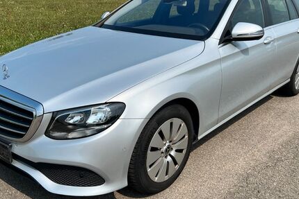 Mercedes-Benz E 220 120.000 km 19.000 &euro; Waldenbuch 71111