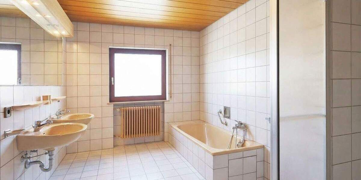 Doppelhaushälfte Nufringen - 7 Zimmer, 252 m&sup2;, 699.000&euro; | Angebot:25878731