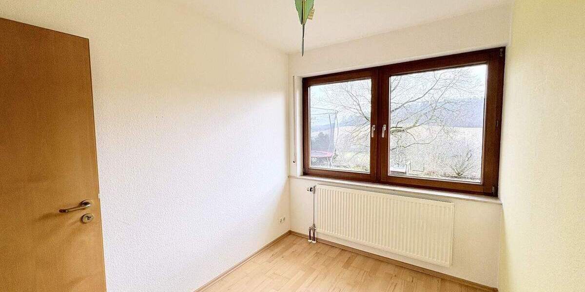 Etagenwohnung Weil im Schönbuch - 4 Zimmer, 111 m&sup2;, 395.000&euro; | Angebot:25780791