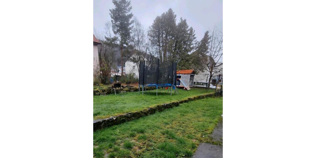Einfamilienhaus Burladingen - 8 Zimmer, 235 m&sup2;, 305.000&euro; | Angebot:26870748