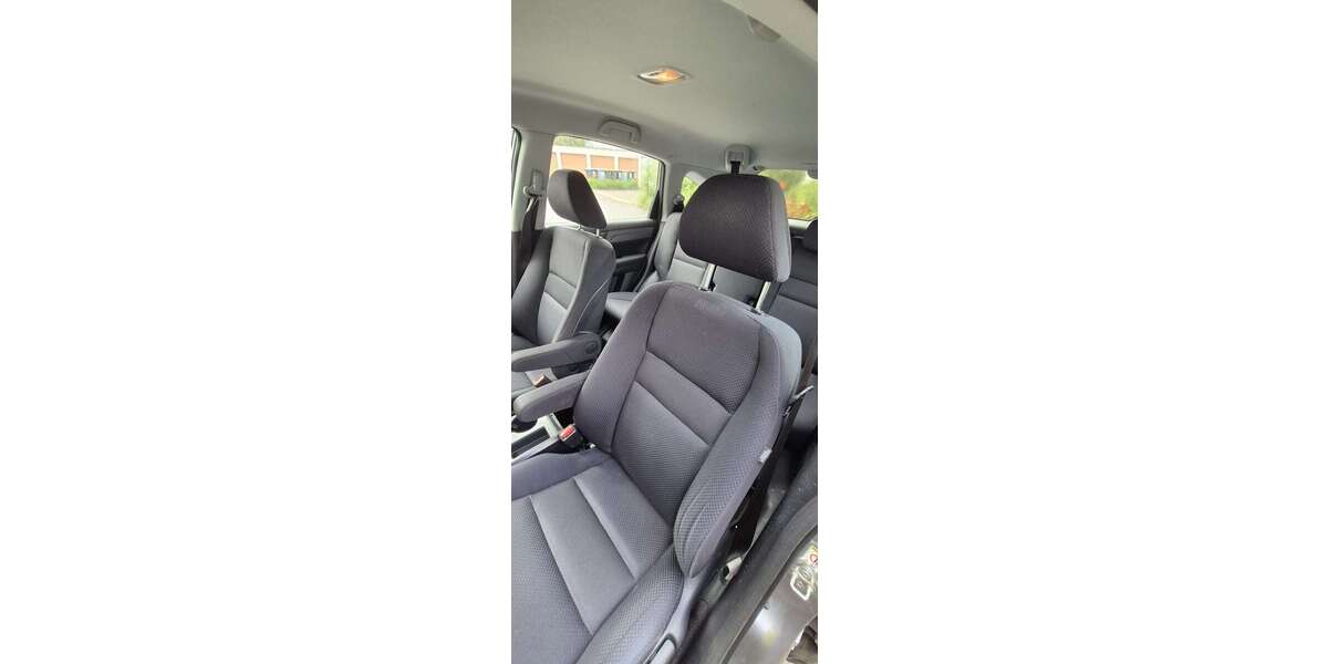 Honda CR-V 120.000 km 3.900 &euro; Reutlingen 72770