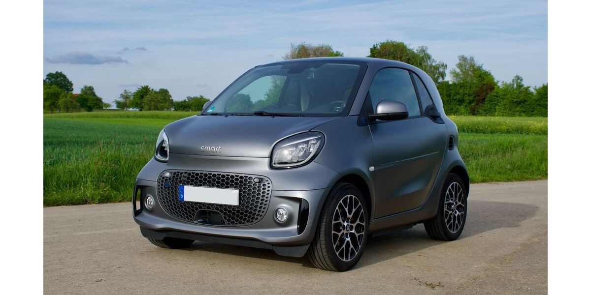 Smart ForTwo 31.096 km 12.990 &euro; Gäufelden 71126
