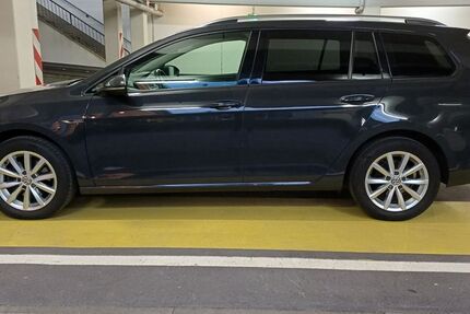 VW Golf 178.000 km 9.400 &euro; Esslingen am Neckar 73733