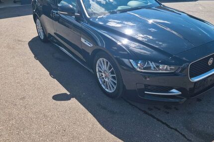 Jaguar XE 144.100 km 10.900 &euro; Holzgerlingen 71088