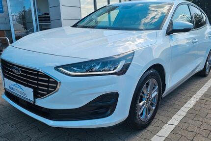 Ford Focus 49.990 km 14.999 &euro; Reutlingen 72766