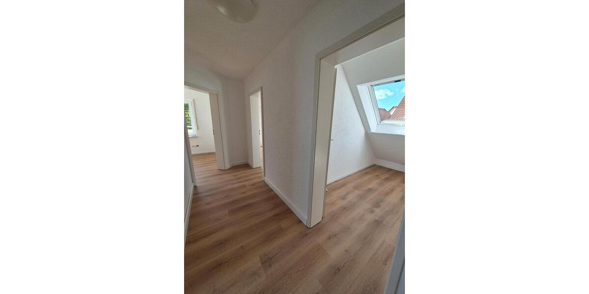 Dachgeschoßwohnung Trochtelfingen - 5 Zimmer, 85 m&sup2;, 900&euro; | Angebot:27601277