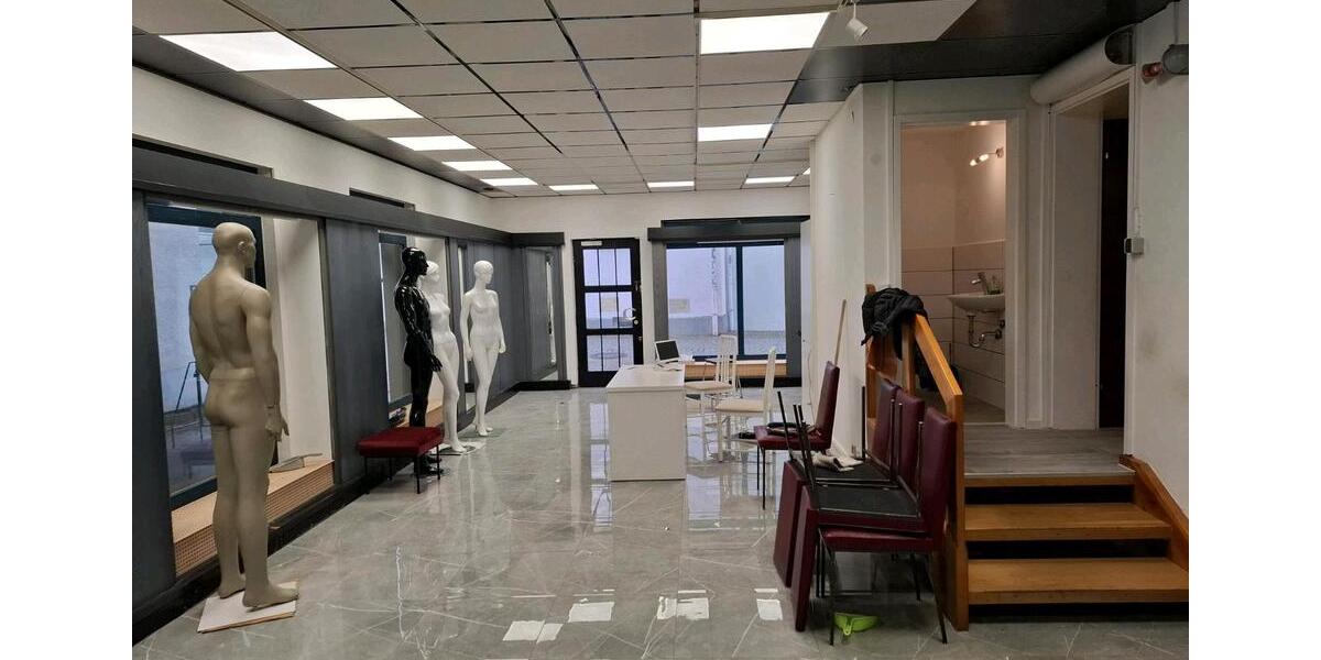 Gewerbeobjekt Reutlingen - 900&euro; | Angebot:25427110