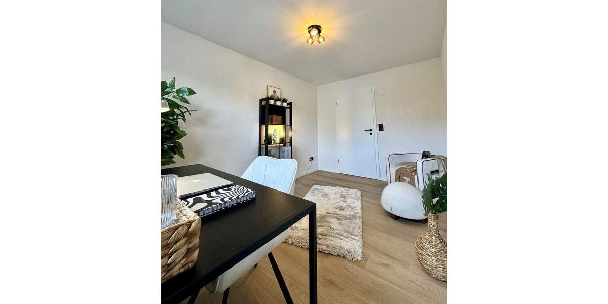 Etagenwohnung Sindelfingen Nord - 4 Zimmer, 94 m&sup2;, 420.000&euro; | Angebot:25771953