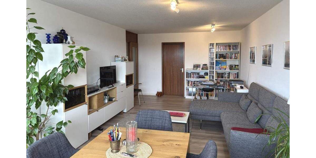 Etagenwohnung Sindelfingen Nord - 3 Zimmer, 83 m&sup2;, 305.000&euro; | Angebot:25877057
