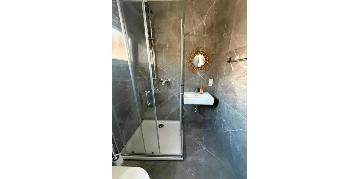 Etagenwohnung Esslingen am Neckar Hegensberg - 1 Zimmer, 28 m&sup2;, 700&euro; | Angebot:26683058