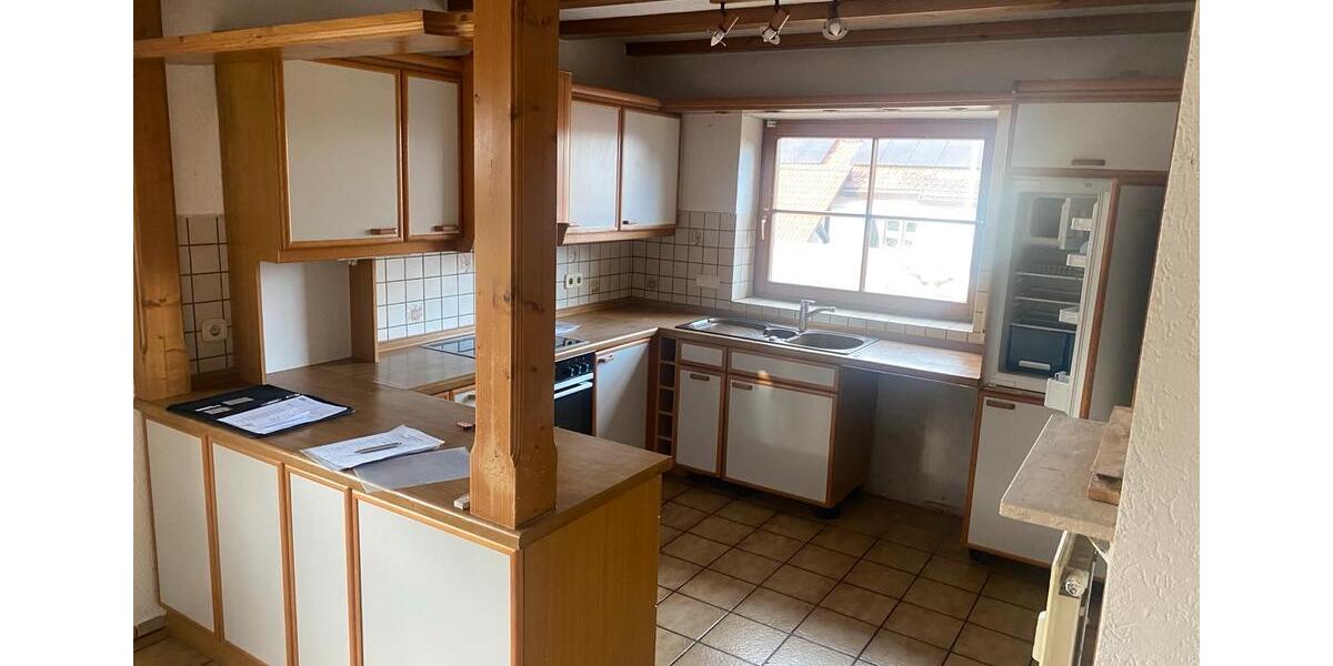 Erdgeschoßwohnung Gammertingen - 4 Zimmer, 120 m&sup2;, 1.000&euro; | Angebot:25540126