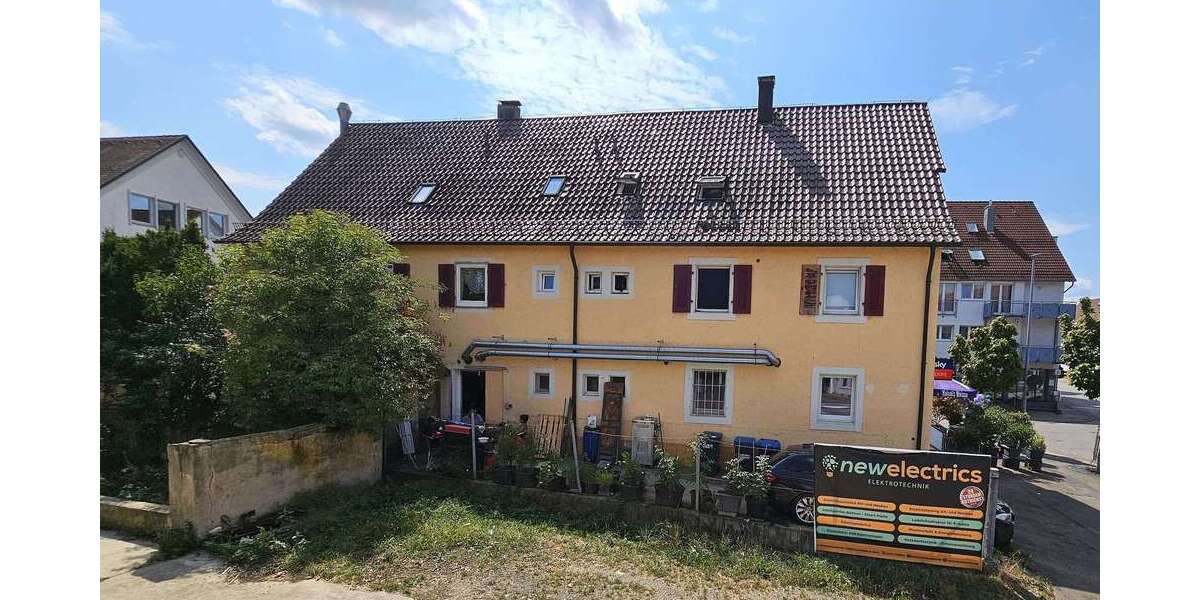 3 Zi. Dachgeschosswohnung mit zusätzlich ca. 30m² Bühnengrundfl. Galerie- od. Maisonette-Potenzial - Dachgeschoßwohnung Weilheim an der Teck | Angebot:27532418