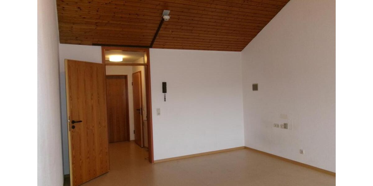 Etagenwohnung Herrenberg - 1 Zimmer, 23 m&sup2;, 500&euro; | Angebot:25438955