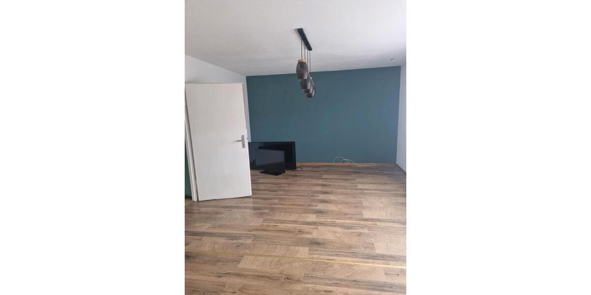 Etagenwohnung Nürtingen - 2.5 Zimmer, 79 m&sup2;, 270.000&euro; | Angebot:25986532