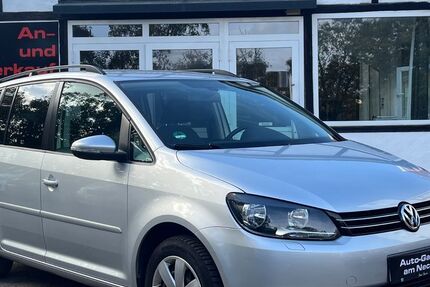 VW Touran 143.000 km 7.990 &euro; Esslingen 73728