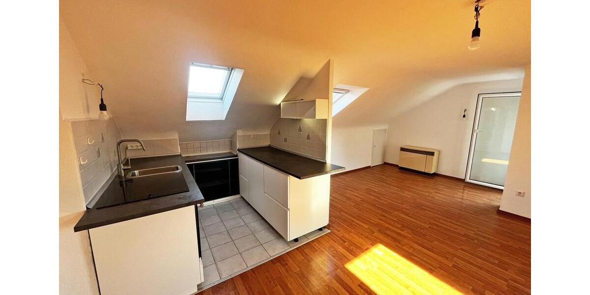 Dachgeschoßwohnung Ostfildern - 1.5 Zimmer, 37 m&sup2;, 645&euro; | Angebot:26675984