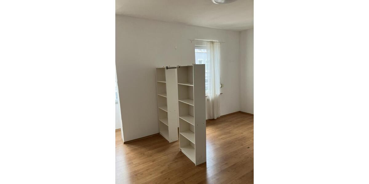 Etagenwohnung Reutlingen - 1 Zimmer, 26 m&sup2;, 473&euro; | Angebot:23107502