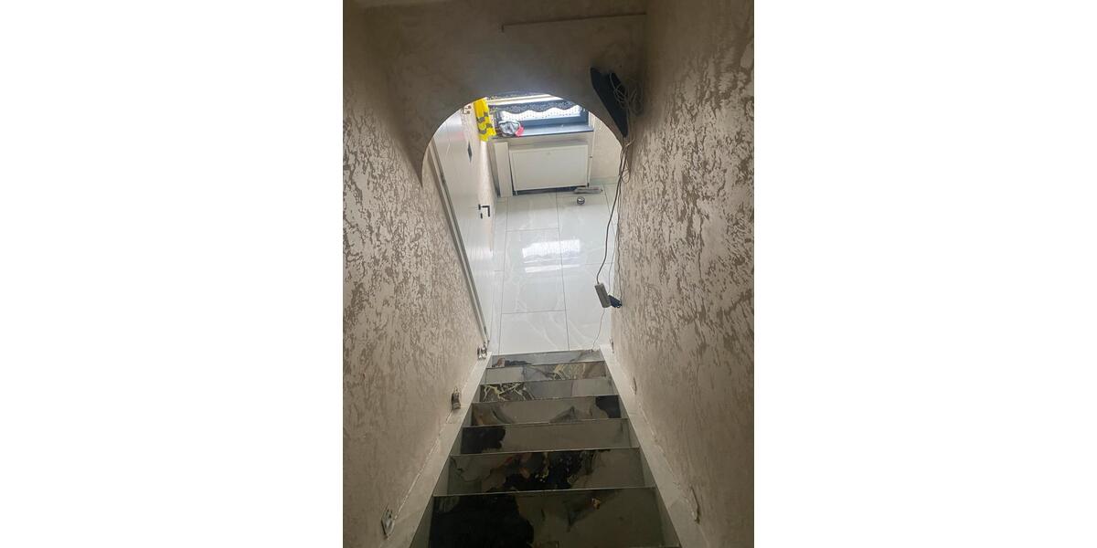 Einfamilienhaus Nürtingen - 225 Zimmer, 225 m&sup2;, 2.000&euro; | Angebot:26483462
