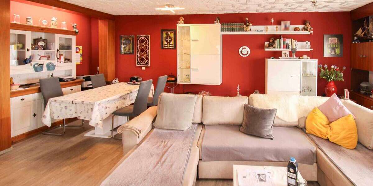 Einfamilienhaus Bad Urach - 4 Zimmer, 104 m&sup2;, 295.000&euro; | Angebot:25520015