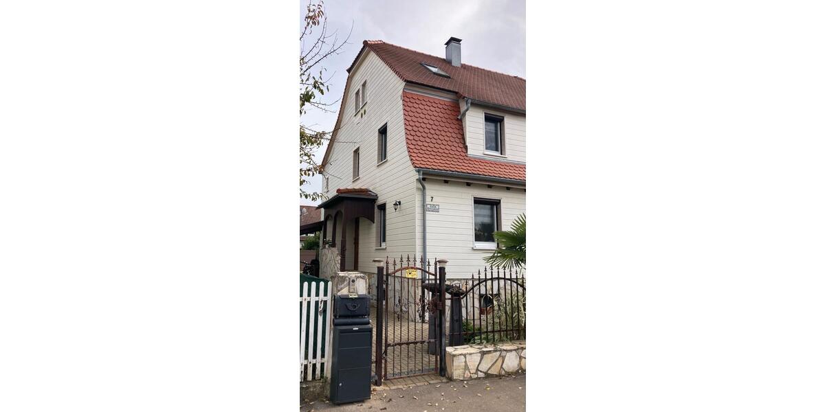 Einfamilienhaus Kirchheim unter Teck - 8.5 Zimmer, 220 m&sup2;, 799.000&euro; | Angebot:25409205