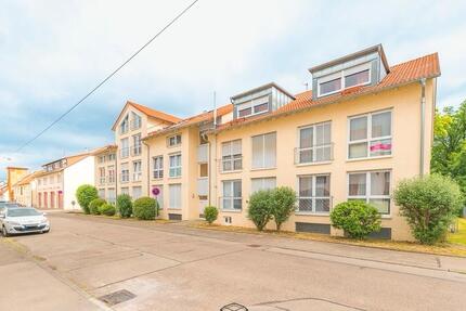 Wohnung Esslingen am Neckar Pliensauvorstadt - 2 Zimmer, 62 m&sup2;, 1.060&euro; | Angebot:25945168