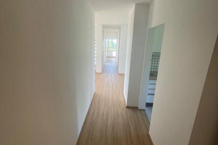 Wohnung Plochingen - 6 Zimmer, 150 m&sup2;, 1.850&euro; | Angebot:25942980
