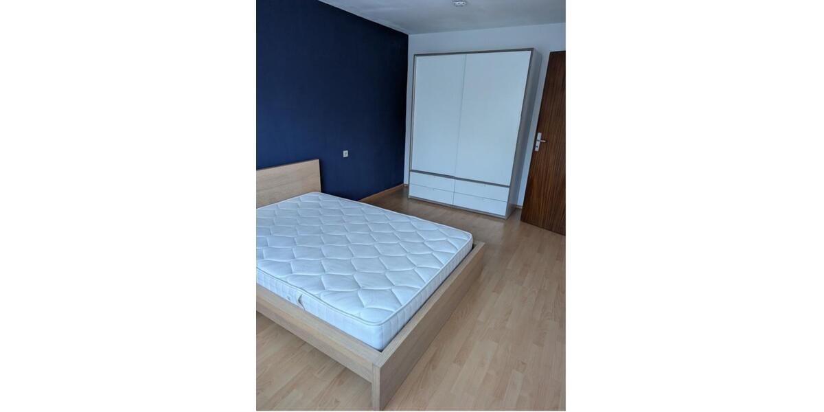 Etagenwohnung Esslingen am Neckar - 35 Zimmer, 86 m&sup2;, 1.950&euro; | Angebot:24838081