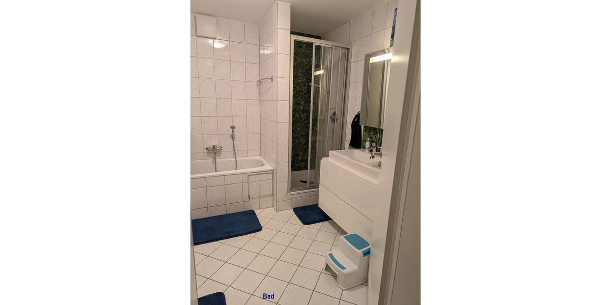 Etagenwohnung Bempflingen - 4 Zimmer, 123 m&sup2;, 1.250&euro; | Angebot:26588067