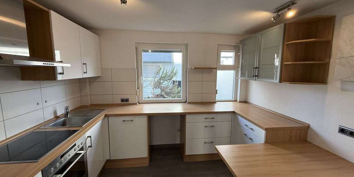 Etagenwohnung Neuhausen - 3 Zimmer, 85 m&sup2;, 340.000&euro; | Angebot:25871120