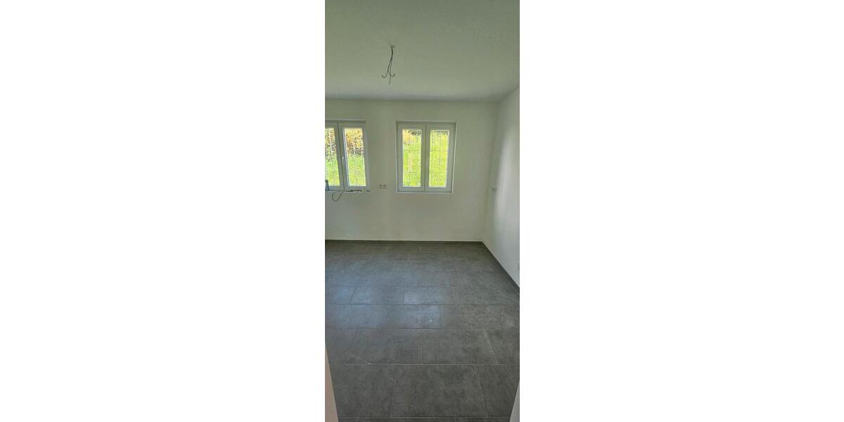Etagenwohnung Esslingen am Neckar Brühl - 3 Zimmer, 85 m&sup2;, 1.290&euro; | Angebot:26633810