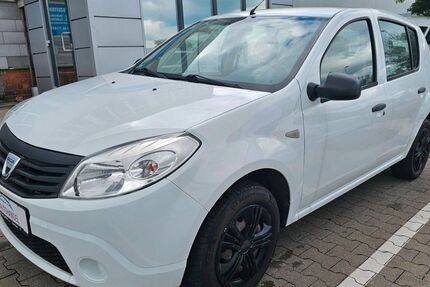 Dacia Sandero 118.000 km 1.799 &euro; Reutlingen 72766