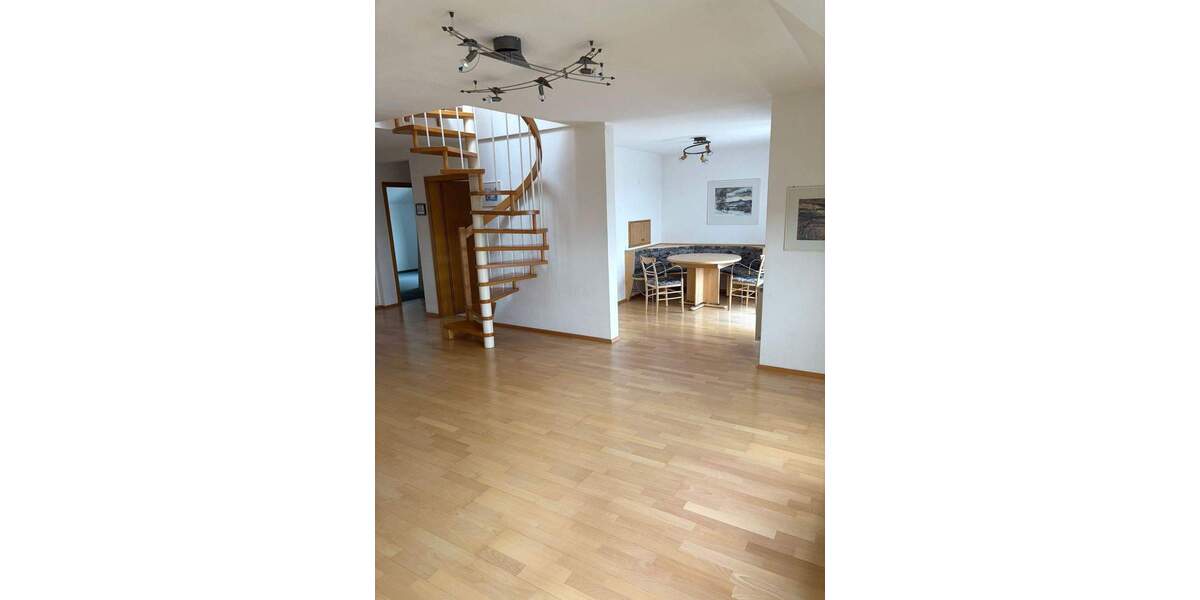 Etagenwohnung Reutlingen Gönningen - 6 Zimmer, 108 m&sup2;, 314.000&euro; | Angebot:25745081