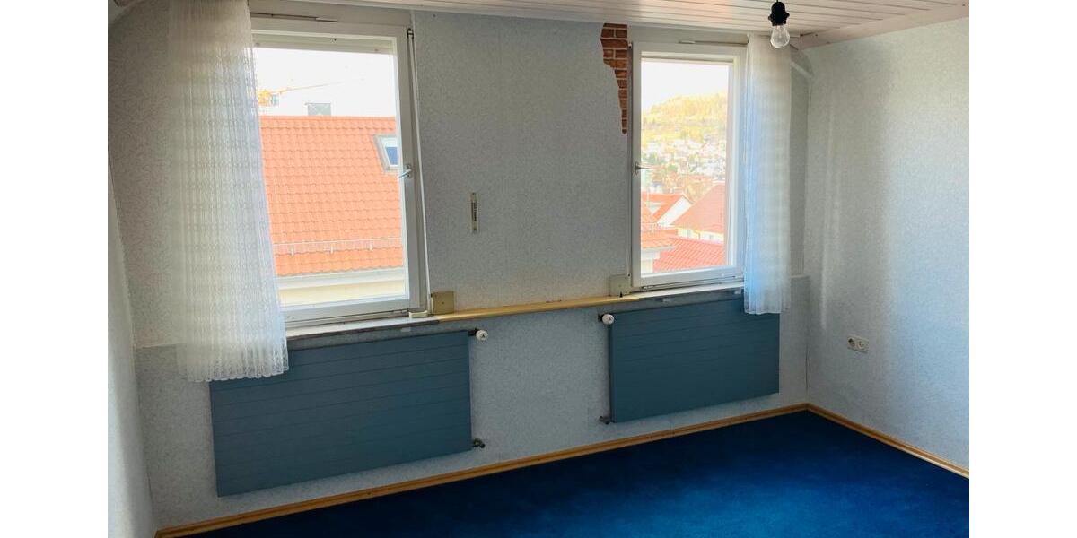 Mehrfamilienhaus, Wohnhaus Pfullingen - 11 Zimmer, 204 m&sup2;, 489.000&euro; | Angebot:25832494