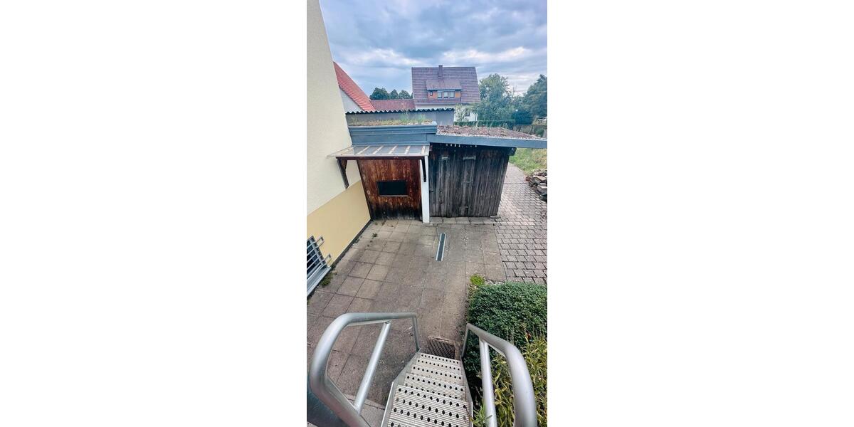 Doppelhaushälfte Erkenbrechtsweiler - 6.5 Zimmer, 155 m&sup2;, 1.700&euro; | Angebot:27617772