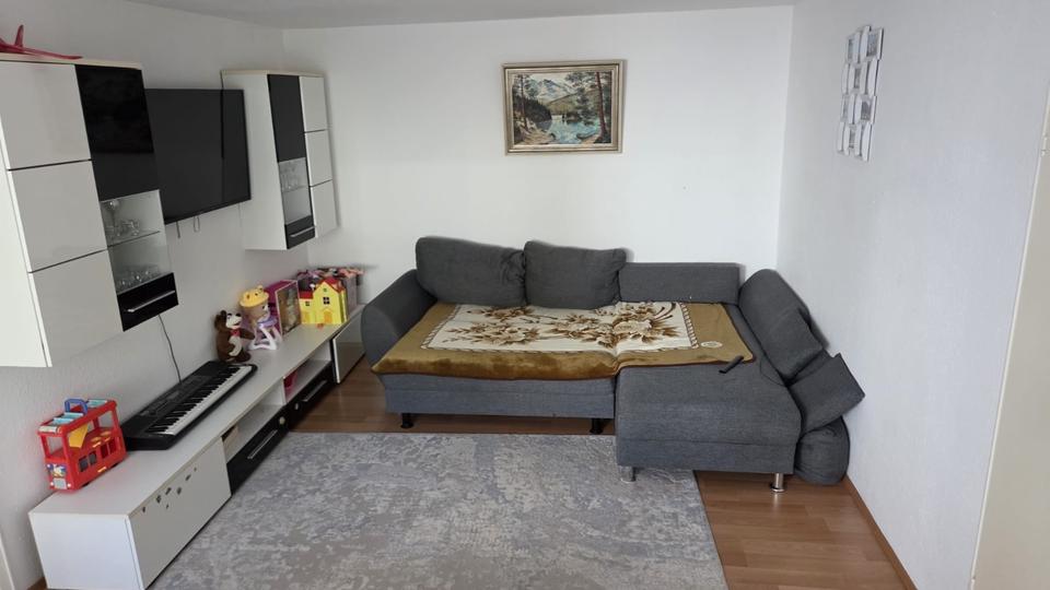 Erdgeschoßwohnung Reutlingen Altenburg - 2 Zimmer, 70 m&sup2;, 780&euro; | Angebot:26279954