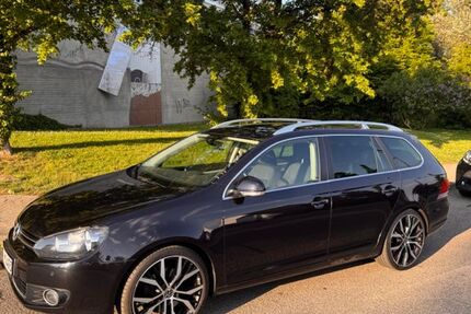 VW Golf 110.400 km 7.749 &euro; Esslingen am Neckar 73732
