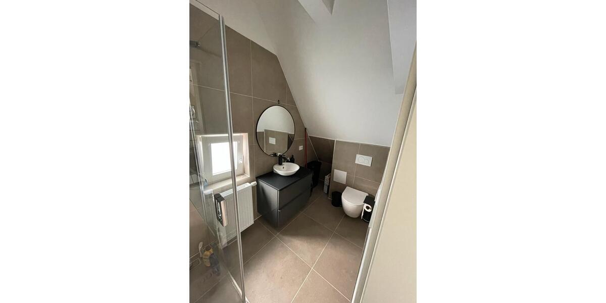 Dachgeschoßwohnung Esslingen am Neckar Oberesslingen - 2 Zimmer, 45 m&sup2;, 850&euro; | Angebot:25982365