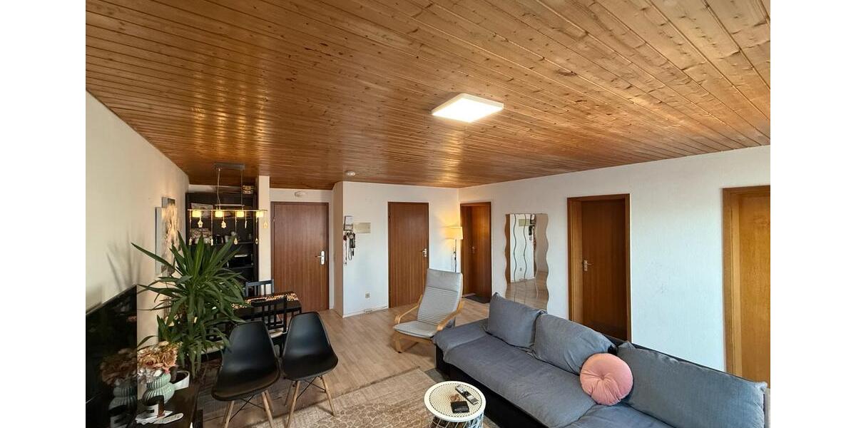 Dachgeschoßwohnung Schönaich - 3.5 Zimmer, 78 m&sup2;, 949&euro; | Angebot:26036237