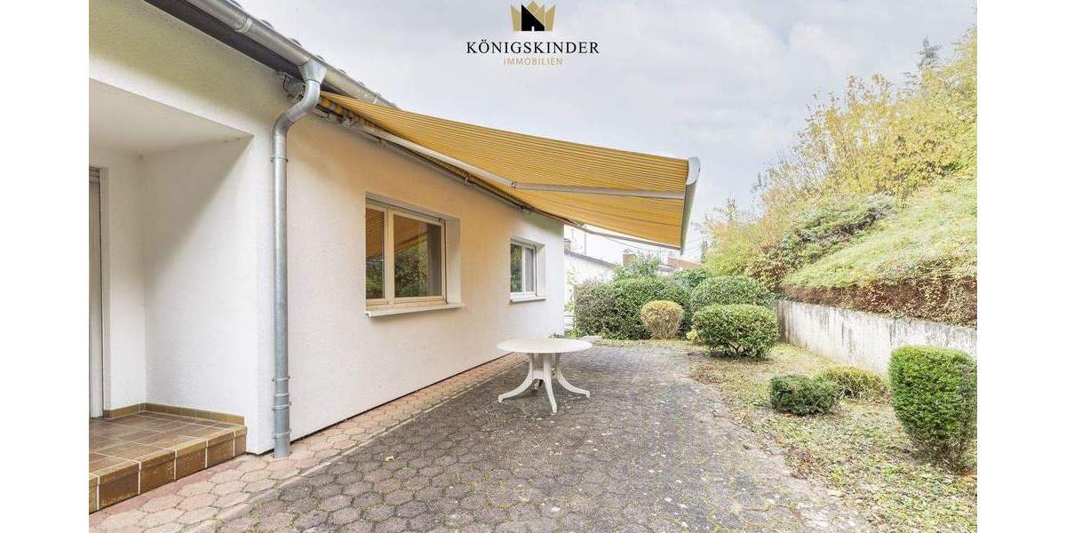 Einfamilienhaus Wernau - 8 Zimmer, 255 m&sup2;, 790.000&euro; | Angebot:25732002